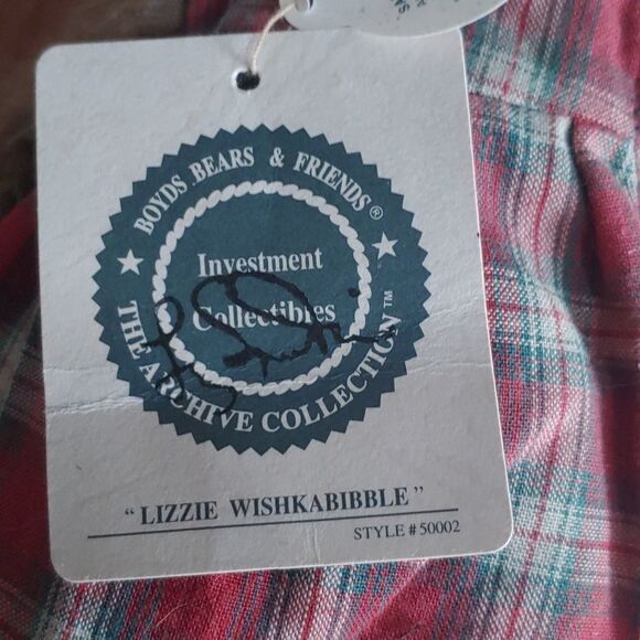 Boyds Bears Achive Collection Lizzie Wishkabibble 10" plush and book - Picture 7 of 11